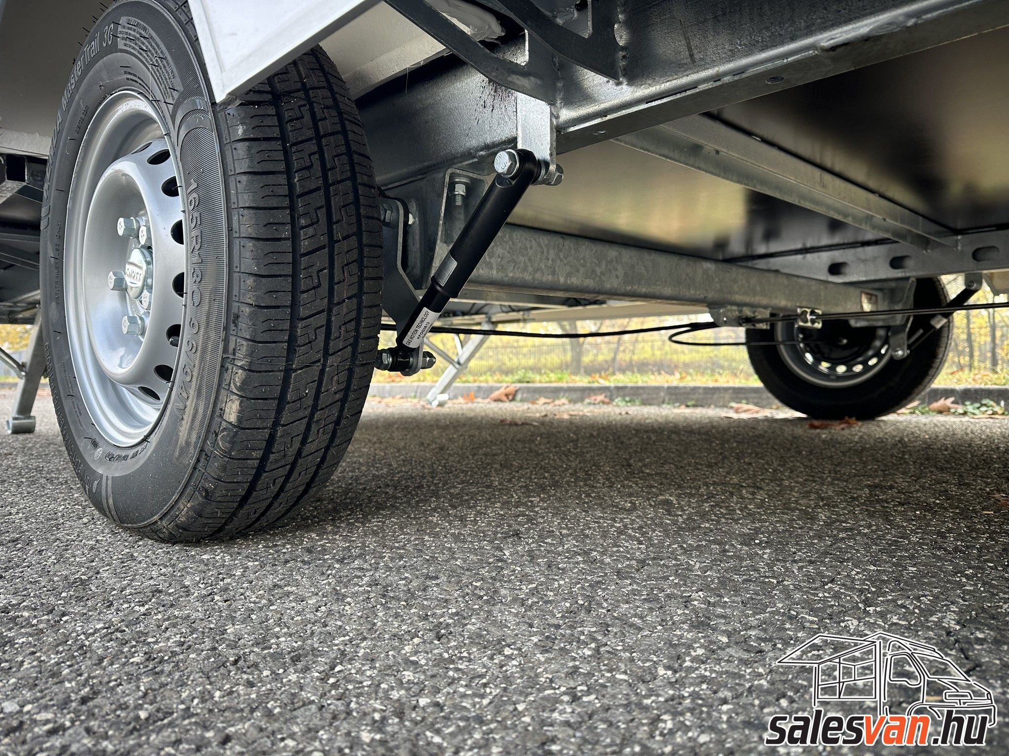 New Food Truck 3.6m "M" 1.3t 220V Furniture