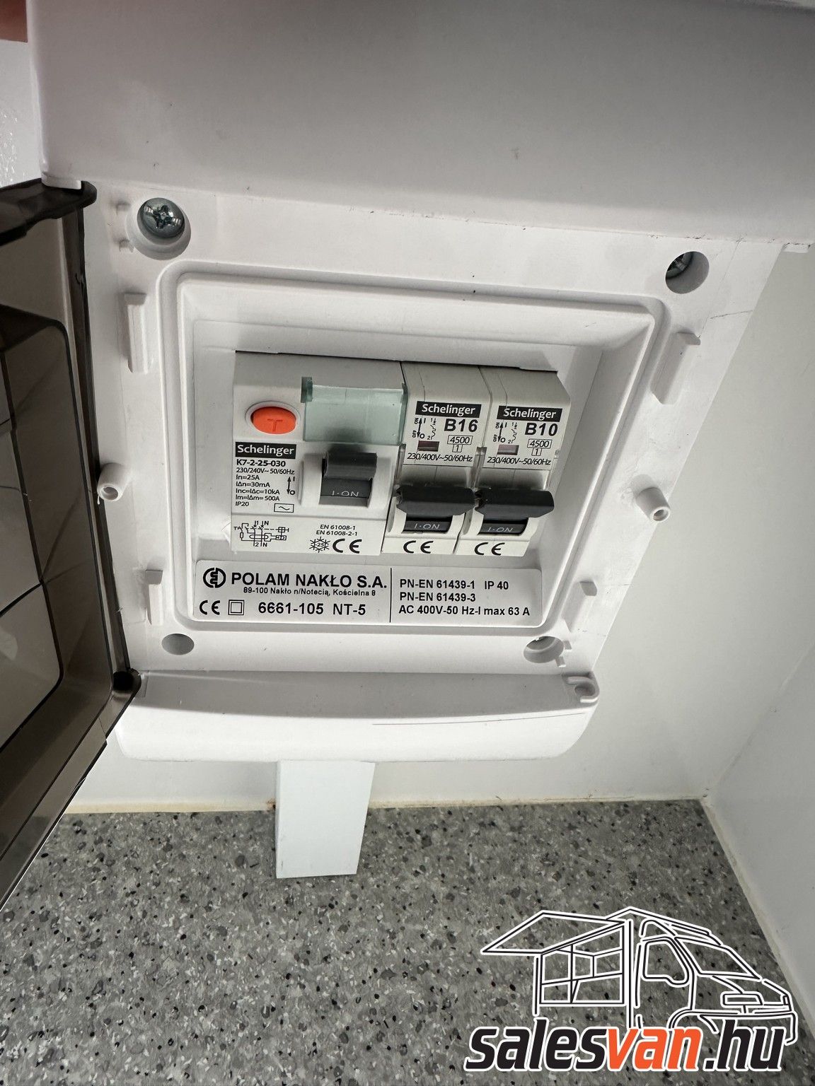 New Food Truck 3.6m "M" 1.3t 220V Furniture