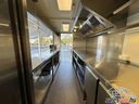 Mercedes Sprinter Food Truck Inox Basic Bútorzattal